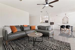 1513 Lone Star Court - Photo 2