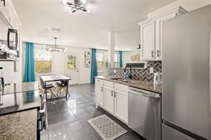 1513 Lone Star Court - Photo 3