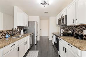 1513 Lone Star Court - Photo 5