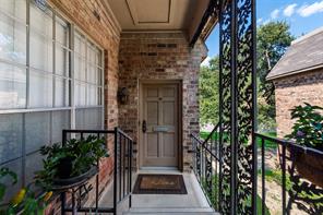 4349 Bellaire Drive S - Photo 4