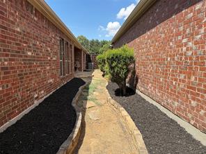 9724 Bell Rock Road - Photo 26