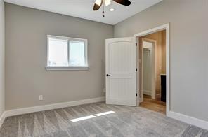 1304 Country Road - Photo 15