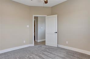 1304 Country Road - Photo 16
