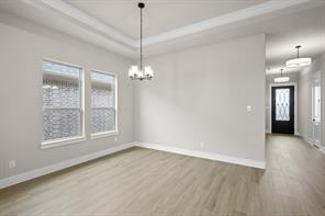 217 Ravenna Boulevard - Photo 13