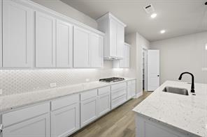 217 Ravenna Boulevard - Photo 18