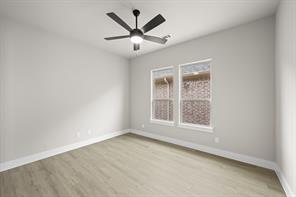 217 Ravenna Boulevard - Photo 21