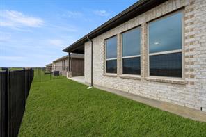 217 Ravenna Boulevard - Photo 6