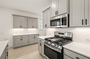9501 Dahlia Boulevard - Photo 9