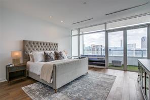 2430 Victory Park Lane - Photo 11