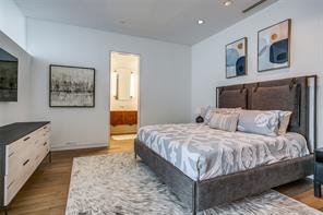 2430 Victory Park Lane - Photo 16