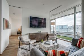 2430 Victory Park Lane - Photo 5