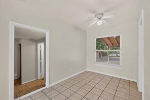 1317 Lakeside Drive - Photo 10