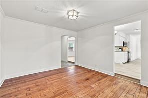 403 E Huitt Lane - Photo 5