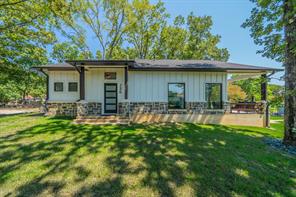 136 Deer Park Loop - Photo 1
