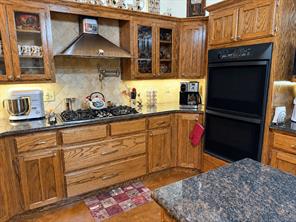 527 W Roberts Street - Photo 10