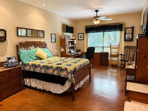 527 W Roberts Street - Photo 21