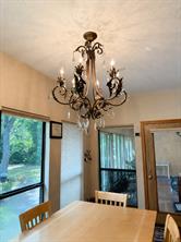 527 W Roberts Street - Photo 25
