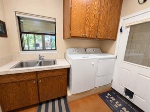 527 W Roberts Street - Photo 27