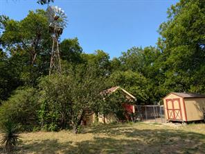 527 W Roberts Street - Photo 35