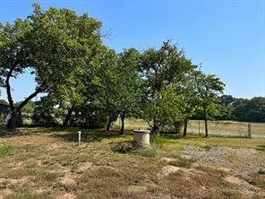 527 W Roberts Street - Photo 36