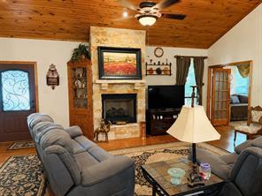 527 W Roberts Street - Photo 7