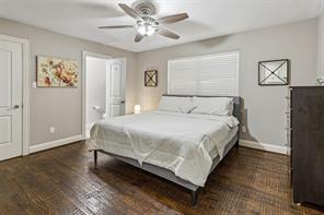 605 E Graham Street - Photo 13