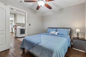 605 E Graham Street - Photo 20