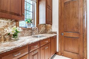 5800 Armstrong Parkway - Photo 17