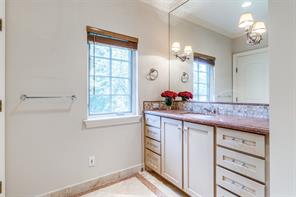 5800 Armstrong Parkway - Photo 37