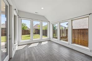 1617 Cygnet Court - Photo 11
