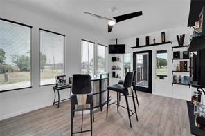 805 E Wise Street - Photo 10