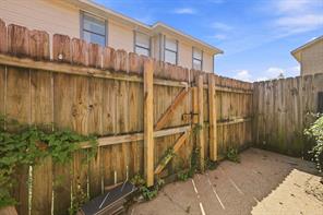8005 Rothington Road - Photo 14