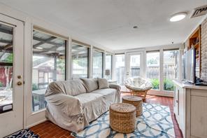 6933 Westlake Avenue - Photo 12