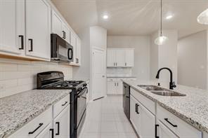 4813 Cleves Avenue - Photo 10