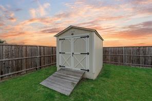 4813 Cleves Avenue - Photo 23