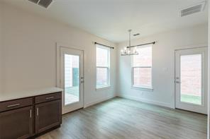208 Pecan Street - Photo 13