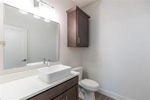 208 Pecan Street - Photo 15