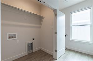 208 Pecan Street - Photo 20
