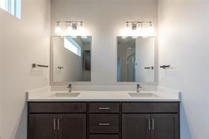 208 Pecan Street - Photo 24