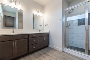 208 Pecan Street - Photo 25
