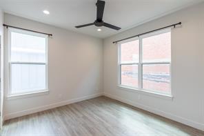 208 Pecan Street - Photo 30