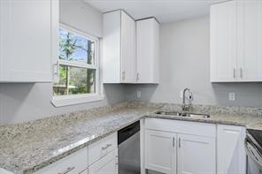 600 M L King Jr Boulevard - Photo 9