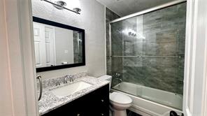 2414 Coventry Court - Photo 14