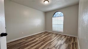 2414 Coventry Court - Photo 15