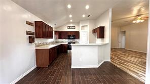 2414 Coventry Court - Photo 4