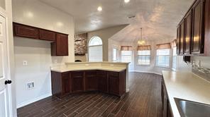 2414 Coventry Court - Photo 5