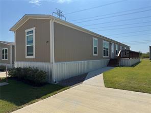 1800 Oak Grove Road E - Photo 1