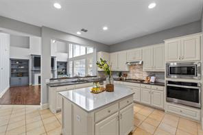 2447 Blackstone Drive - Photo 12