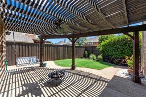 2447 Blackstone Drive - Photo 37