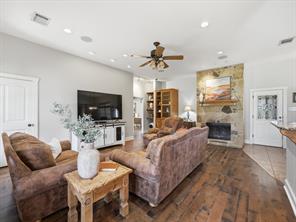 426 County Road 3435 - Photo 4